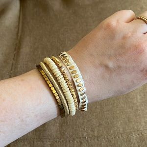 Pre-Owned Victoria Emerson Kalamazoo Cuff Gold Bracelet